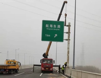 汉中汉中悬臂式交通标志杆